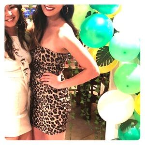 Strapless leopard print dress